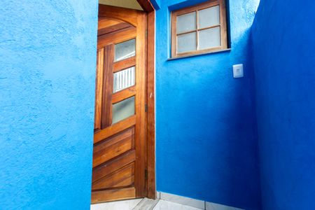 Casa para alugar com 75m², 2 quartos e sem vagaEntrada