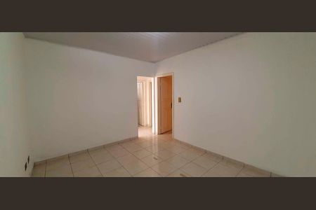 Sala de casa à venda com 2 quartos, 114m² em Vila Yara, Osasco