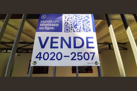 Casa à venda com 114m², 2 quartos e 2 vagas Casa à venda com 114m², 2 quartos e 2 vagasPlaca