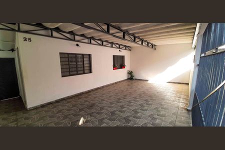 Casa à venda com 114m², 2 quartos e 2 vagas Casa à venda com 114m², 2 quartos e 2 vagasGaragem