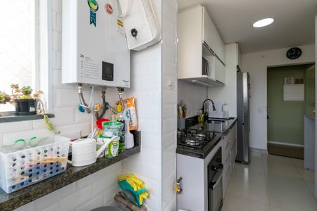Apartamento à venda com 75m², 3 quartos e 1 vagaÁrea de Serviço
