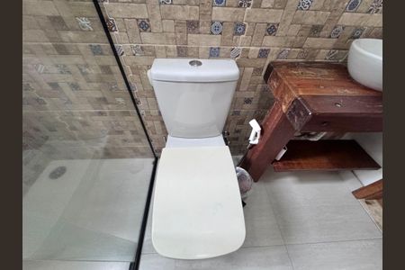 Casa à venda com 320m², 4 quartos e 2 vagasBanheiro Social