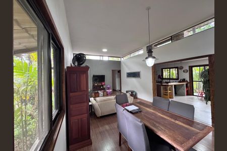 Sala de casa para alugar com 4 quartos, 320m² em Vargem Grande, Rio de Janeiro