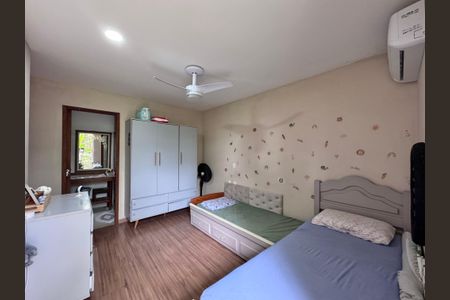 Casa à venda com 320m², 4 quartos e 2 vagasSuíte 2