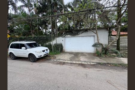 Casa à venda com 320m², 4 quartos e 2 vagasFachada