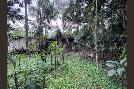 Casa à venda com 320m², 4 quartos e 2 vagasÁrea externa