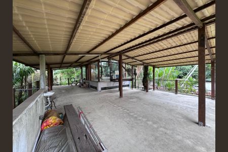 Casa à venda com 320m², 4 quartos e 2 vagasÁrea Comum - Salão