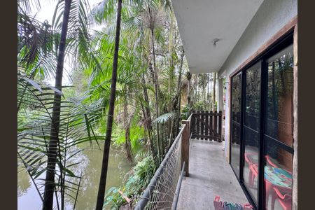 Casa à venda com 320m², 4 quartos e 2 vagasÁrea externa