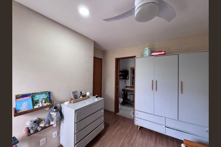 Casa à venda com 320m², 4 quartos e 2 vagasSuíte 2