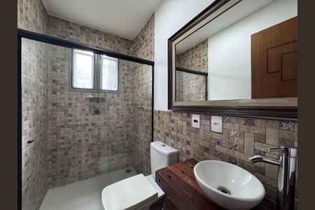 Casa à venda com 320m², 4 quartos e 2 vagasBanheiro Social