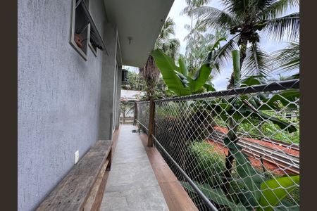 Casa à venda com 320m², 4 quartos e 2 vagasSuíte 1 - Varanda