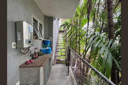 Casa à venda com 320m², 4 quartos e 2 vagasÁrea de Serviço