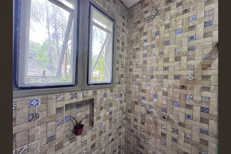 Casa à venda com 320m², 4 quartos e 2 vagasBanheiro Social