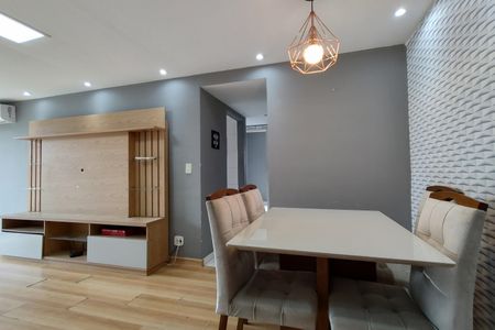 Apartamento para alugar com 60m², 2 quartos e 1 vagaSala