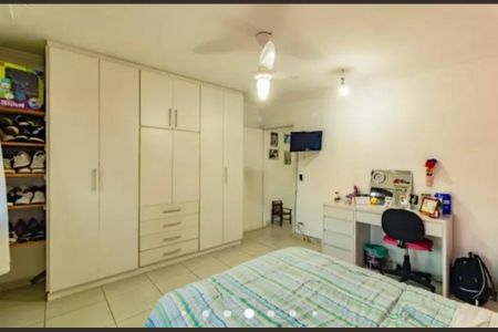 Foto 10 de casa à venda com 3 quartos, 180m² em Parque Imperial, São Paulo