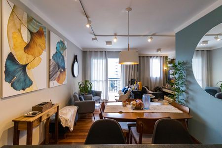 Apartamento à venda com 68m², 2 quartos e 2 vagasSala