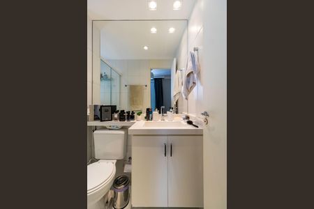 Apartamento à venda com 68m², 2 quartos e 2 vagasBanheiro da Suíte