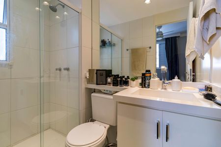 Apartamento à venda com 68m², 2 quartos e 2 vagasBanheiro da Suíte