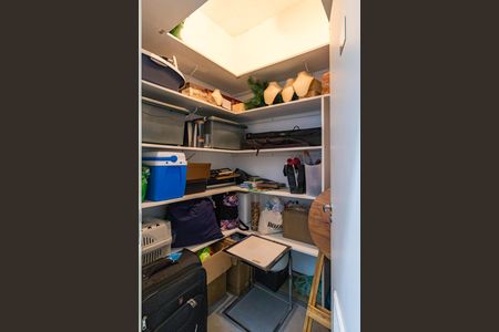 Apartamento à venda com 68m², 2 quartos e 2 vagasDespensa