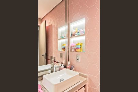 Apartamento à venda com 70m², 2 quartos e 2 vagasBanheiro 2