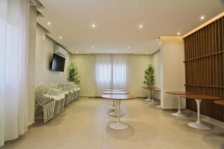 Apartamento à venda com 50m², 2 quartos e 1 vagaÁrea comum