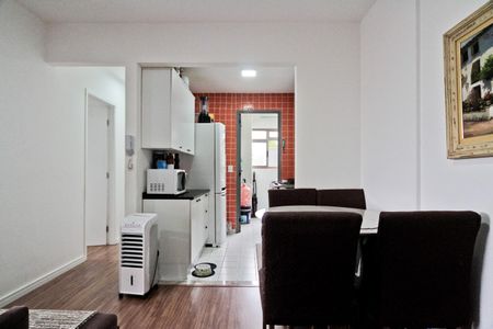 Sala de apartamento à venda com 2 quartos, 50m² em Parque Peruche, São Paulo