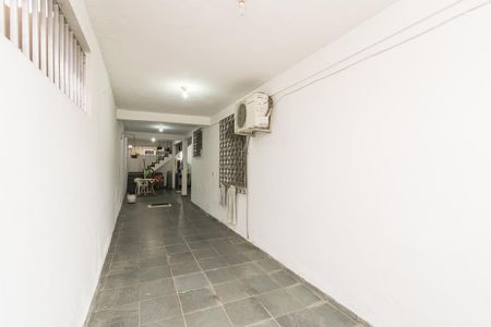 Casa à venda com 100m², 2 quartos e 4 vagasGaragem
