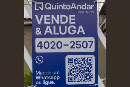 Casa à venda com 100m², 2 quartos e 4 vagasPlaca