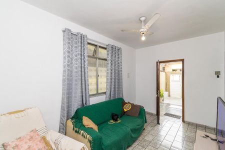 Casa à venda com 100m², 2 quartos e 4 vagasSala