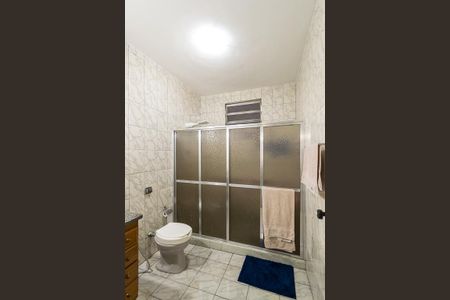 Casa à venda com 100m², 2 quartos e 4 vagasBanheiro