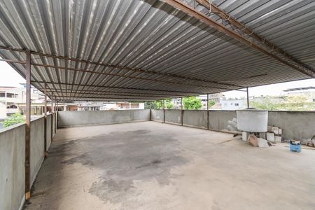 Casa à venda com 100m², 2 quartos e 4 vagasTerraço