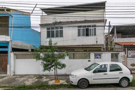 Casa à venda com 100m², 2 quartos e 4 vagasFachada