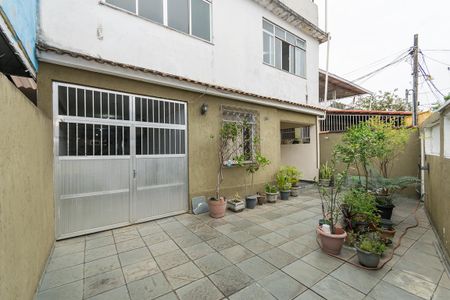 Casa à venda com 100m², 2 quartos e 4 vagasVaranda