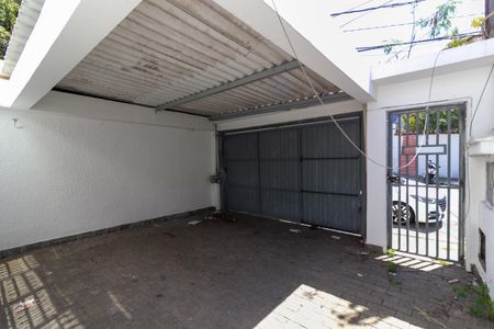 Casa à venda com 140m², 3 quartos e 2 vagasGaragem