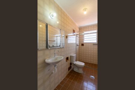 Casa à venda com 140m², 3 quartos e 2 vagasBanheiro Social