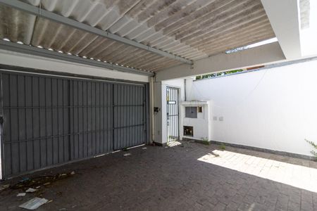 Casa à venda com 140m², 3 quartos e 2 vagasGaragem