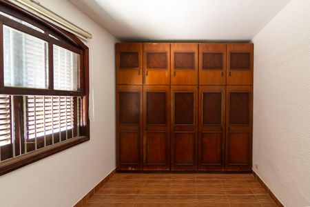 Casa à venda com 140m², 3 quartos e 2 vagasQuarto 1