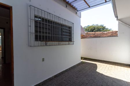 Casa à venda com 140m², 3 quartos e 2 vagasQuintal