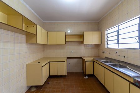 Casa à venda com 140m², 3 quartos e 2 vagasCozinha