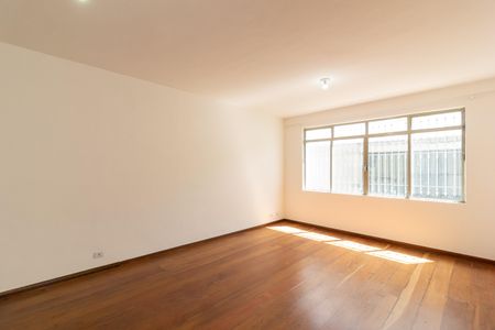 Casa à venda com 140m², 3 quartos e 2 vagasSala