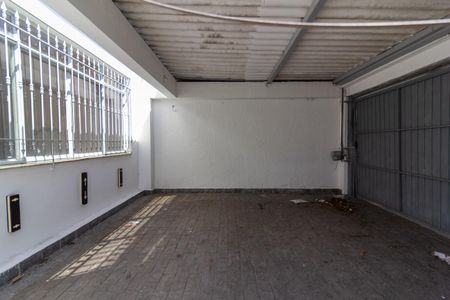 Casa à venda com 140m², 3 quartos e 2 vagasGaragem