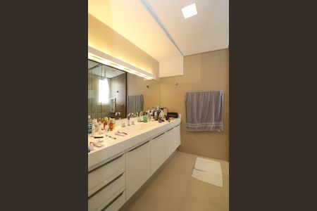 Apartamento para alugar com 156m², 2 quartos e 1 vagaBanheiro da Suíte