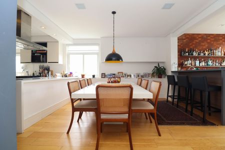 Apartamento para alugar com 156m², 2 quartos e 1 vagaCopa