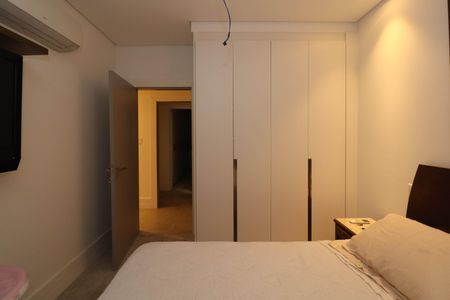 Apartamento para alugar com 156m², 2 quartos e 1 vagaQuarto