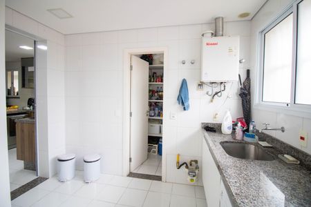 Apartamento à venda com 208m², 4 quartos e 4 vagasÁrea de Serviço