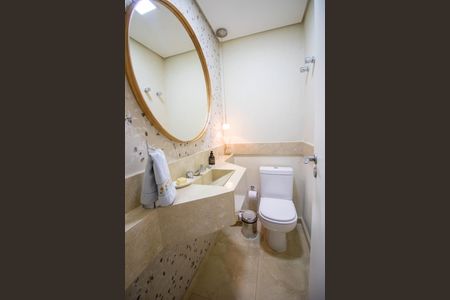 Apartamento à venda com 208m², 4 quartos e 4 vagasBanheiro Social