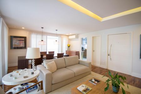 Apartamento à venda com 208m², 4 quartos e 4 vagasSala