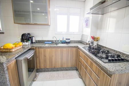 Apartamento à venda com 208m², 4 quartos e 4 vagasCozinha