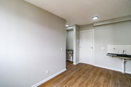 Sala de apartamento para alugar com 2 quartos, 35m² em Jaguaré, São Paulo