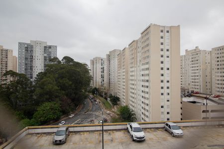 Apartamento à venda com 44m², 2 quartos e 1 vaga Apartamento à venda com 44m², 2 quartos e 1 vagaVista do Quarto 2